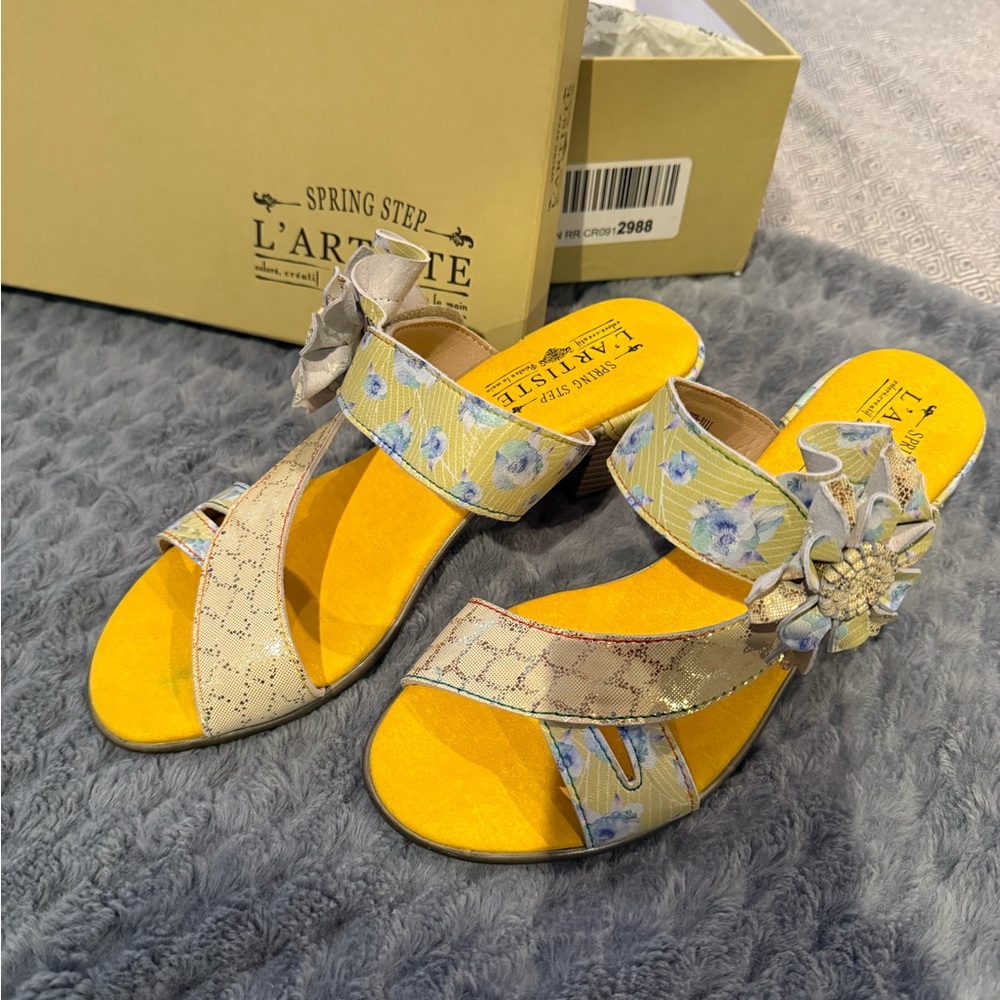 Spring Step Yellow Floral Sandals - Picture 5 of 8
